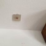 Magnet on the ceiling