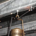 Hook magnet on the lantern